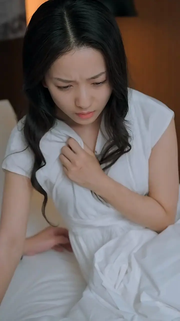 《厉总夫人是隐藏大佬》：甜宠剧的天花板？看霸总夫人如何逆袭人生！